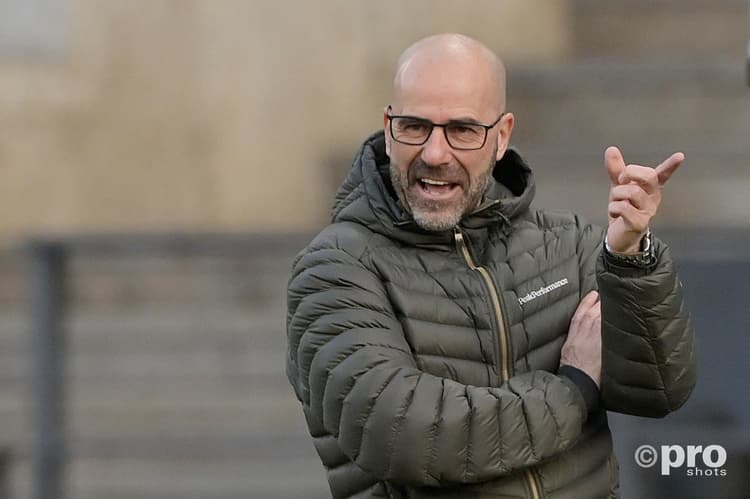Lyon appoint former Ajax and Dortmund boss Peter Bosz