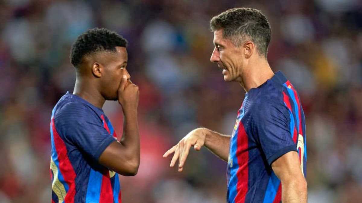 Barcelona attackers Ansu Fati and Robert Lewandowski