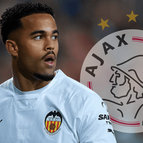 Delegatie van Ajax reist naar Valencia voor Justin Kluivert