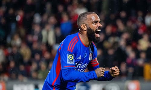 Alexandre Lacazette, Lyon