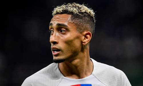 Raphinha for Barcelona, 2022/23