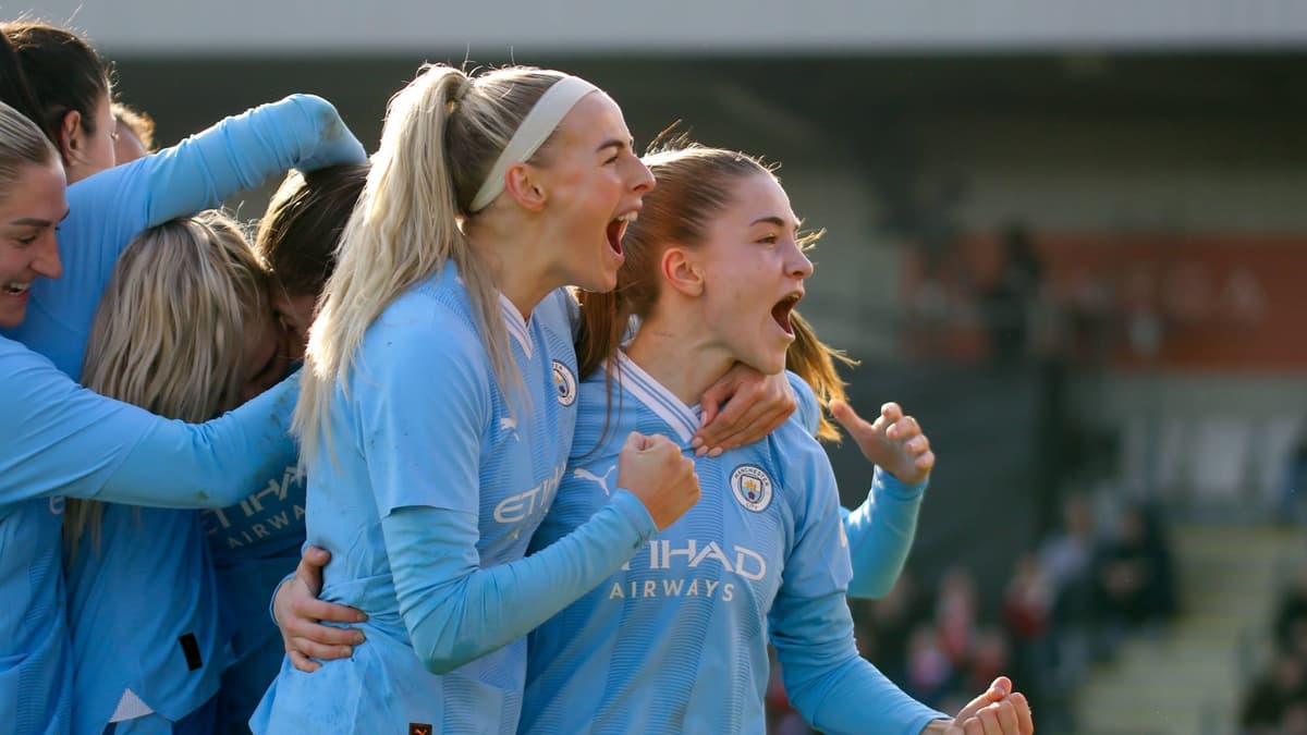 Chloe Kelly, Man City Women, 2023/24