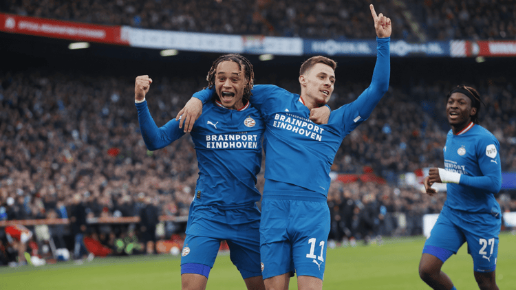 Thorgan Hazard at PSV (right)