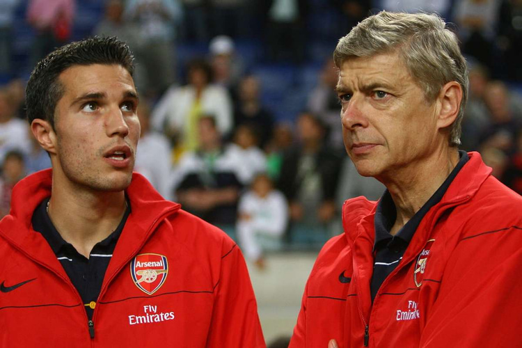 Van Persie left Arsenal in pursuit of silverware