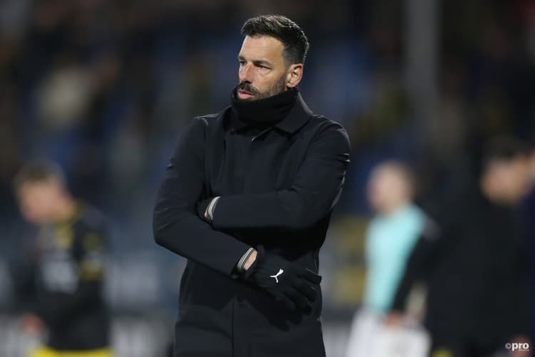 Former Man Utd star Ruud van Nistelrooy opens Cody Gakpo will stay