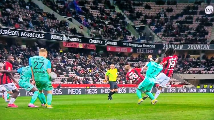 Nice played Montpellier in front of a poor crowd, despite riding high in the league