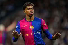 Lamine Yamal, Barcelona, 2024/25