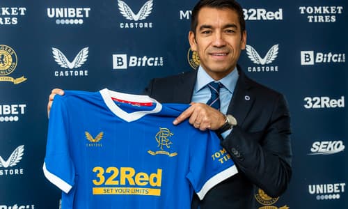 Rangers manager Giovanni van Bronckhorst