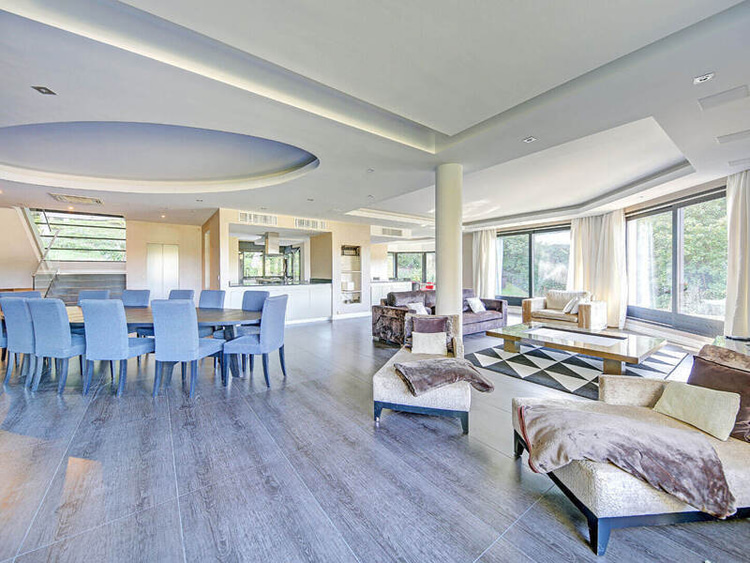 Neymar's Paris living room