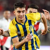 Facundo Buonanotte playing for Rosario.