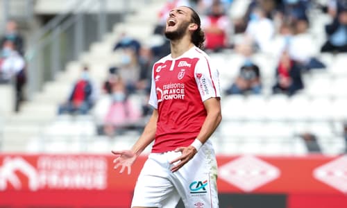 Aberdeen face stiff competition for Reims striker Hornby