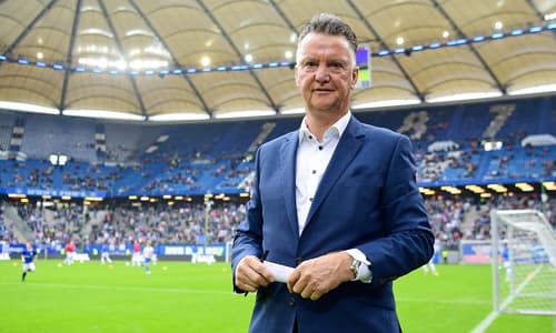 Van Gaal to AZ rumours swirl as ex-Man Utd boss spotted in stands
