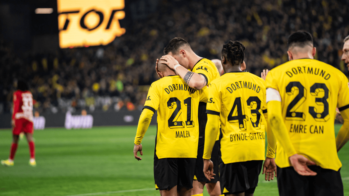 Donyell Malen, Mats Hummels, Jamie Bynoe-Gittens