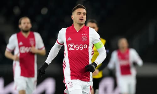 Milan target Dusan Tadic