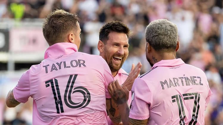 Lionel Messi, Robert Taylor and Josef Martinez