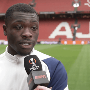 Brobbey blikt terug op transfervrij vertrek bij Ajax en trekt pijnlijke conclusie