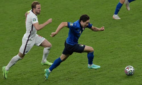 Federico Chiesa races past Harry Kane, Euro 2020