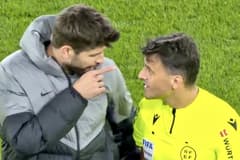 Gerard Pique, Gil Manzano