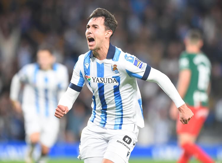 Martin Zubimendi, Real Sociedad