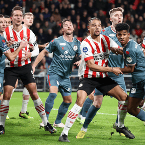 De jeugdinternational die PSV uit de brand kan helpen