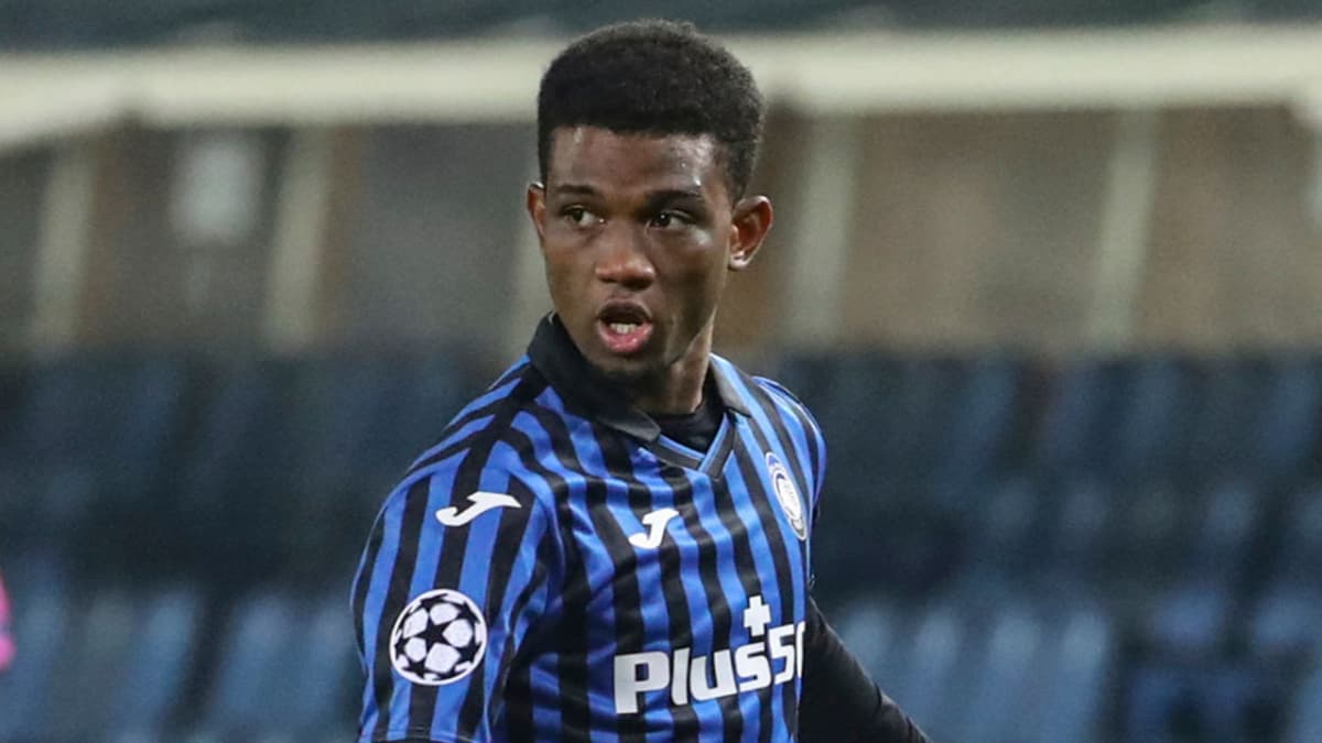 Amad Diallo “gaining more confidence” – Manchester United boss
