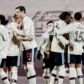 De ontevreden middenvelder die een vertrek bij Ajax niet uitsluit: 'Op dat punt zit ik nu'