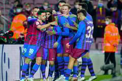 Gavi, Barcelona, 2021-22