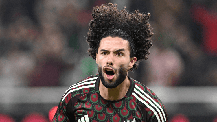 César Huerta namens Mexico