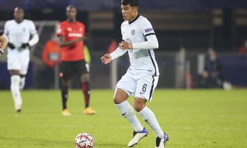 Summer signing Thiago Silva having influence on Chelsea defenders