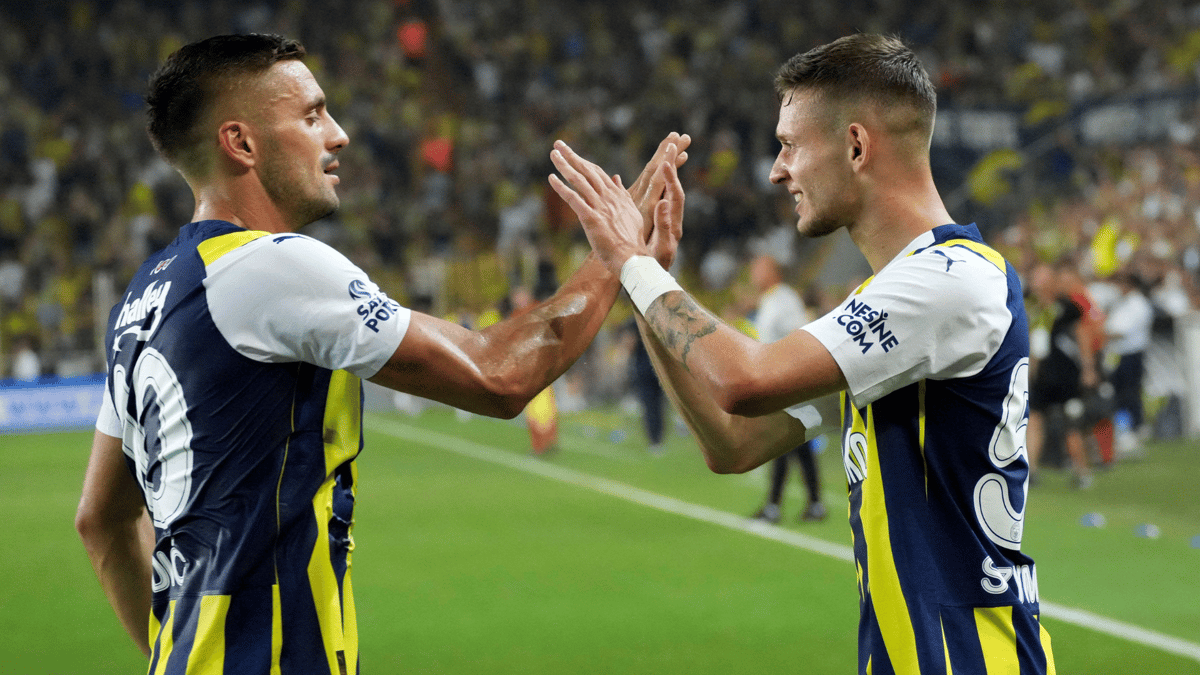 Dusan Tadic, Sebastian Szymanski