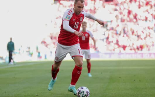 Christian Eriksen playing against Finland in Euro 2020