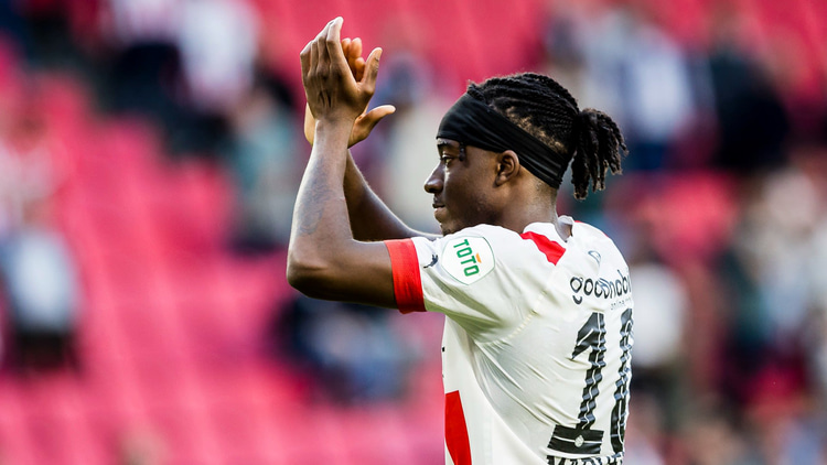 Noni Madueke impressed during his time at PSV