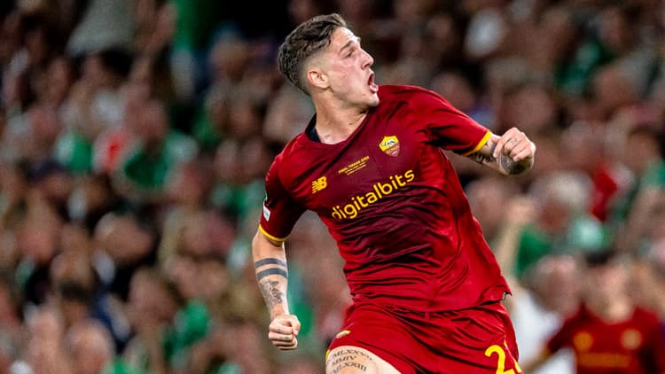 Nicolo Zaniolo, Roma, 2021-22