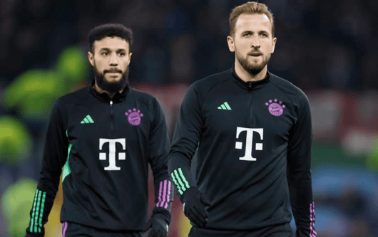 Noussair Mazraoui, Harry Kane, Bayern München