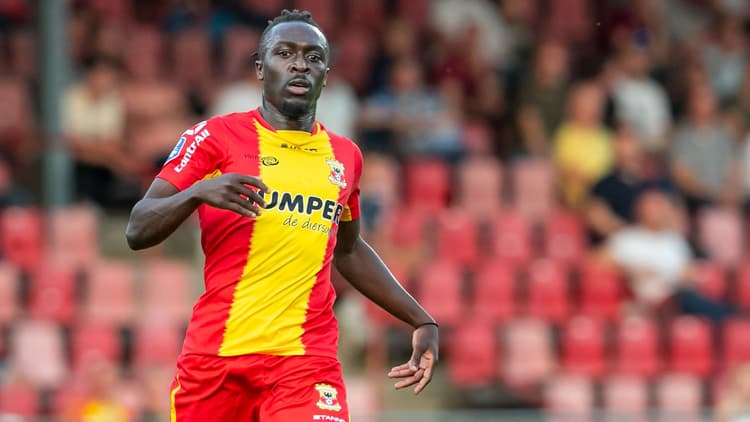 Bobby Adekanye was als tiener (jeugd)speler van Ajax, Barcelona, PSV en Liverpool.