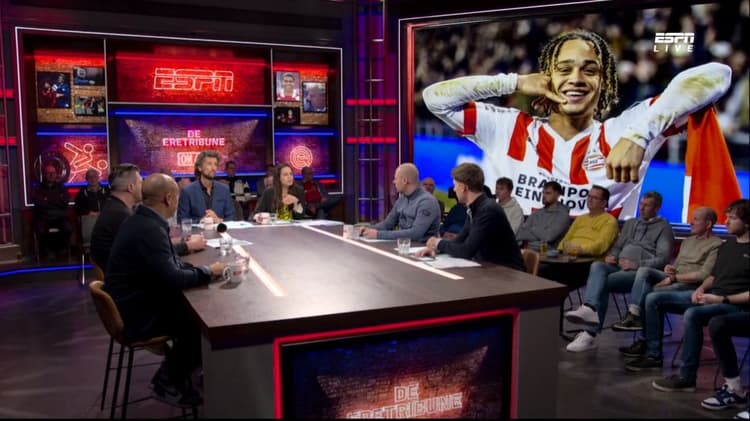 Xavi Simons wordt uitgebreid besproken bij De Eretribune.