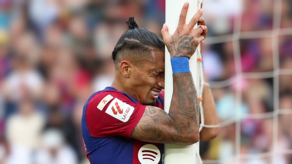 Barcelona attacker Raphinha reacts after a missed chance against Rayo Vallecano, 2023/24