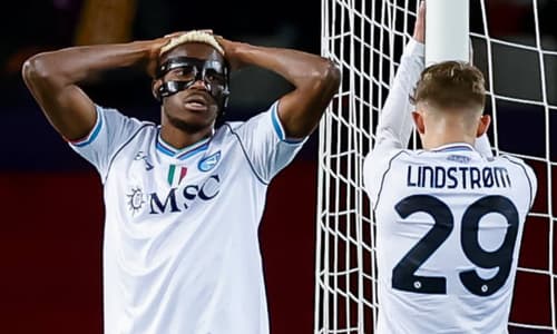 Victor Osimhen misses a chance against Barcelona in the 2023/24 Champions League