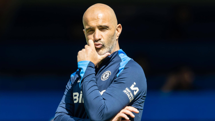 Enzo Maresca seems to want Jadon Sancho.