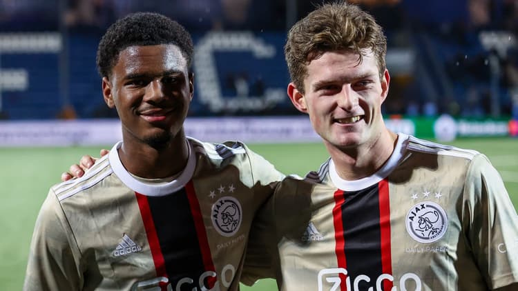 Jorrel Hato (links) samen met Olivier Aertssen.