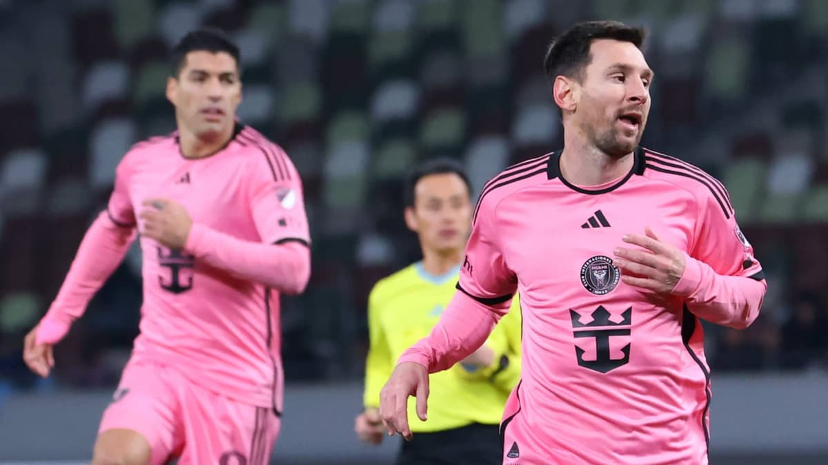 Luis Suarez and Lionel Messi in action for Inter Miami against Vissel Kobe in a friendly