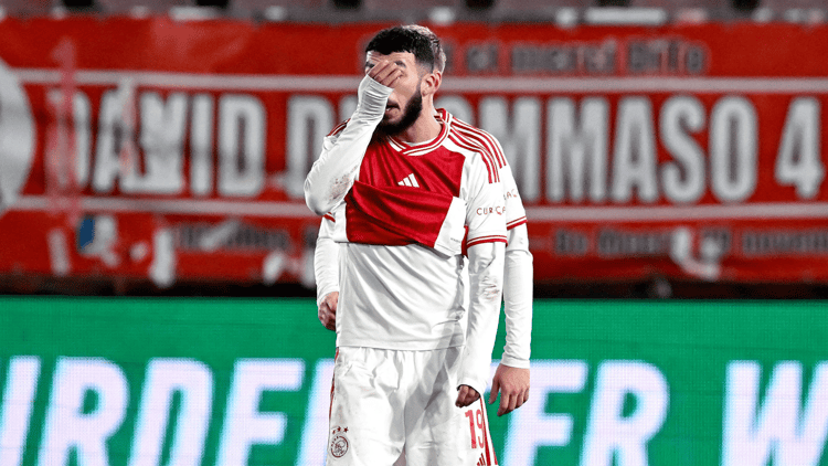 Georges Mikautadze speelde negen wedstrijden voor Ajax. Tot scoren kwam de spits niet.