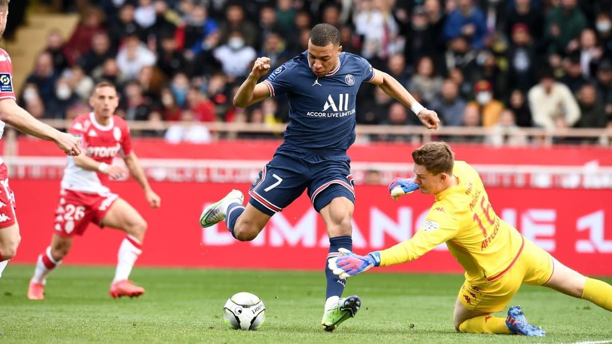 Kylian Mbappé, Alexander Nübel