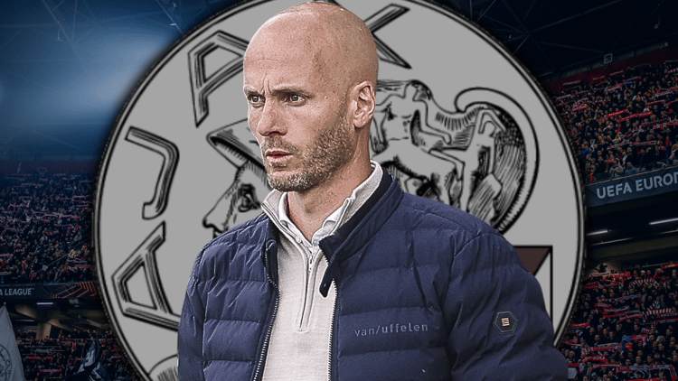 Paul Simonis is in beeld als hoofdtrainer van Ajax.