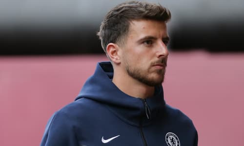 Mason Mount playing for Chelsea, 2022/23