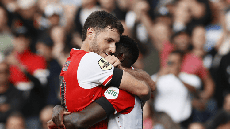 Yankuba Minteh is on loan with Feyenoord