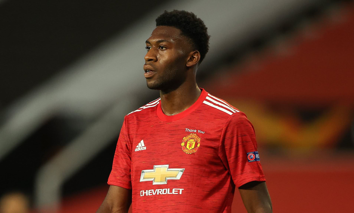 Leverkusen sign Fosu-Mensah from Man Utd on a three-year deal