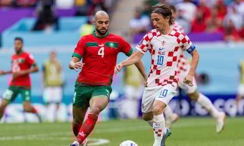 Sofyan Amrabat, Modric