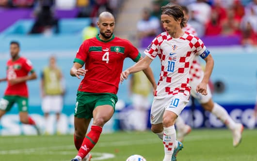 Sofyan Amrabat, Modric