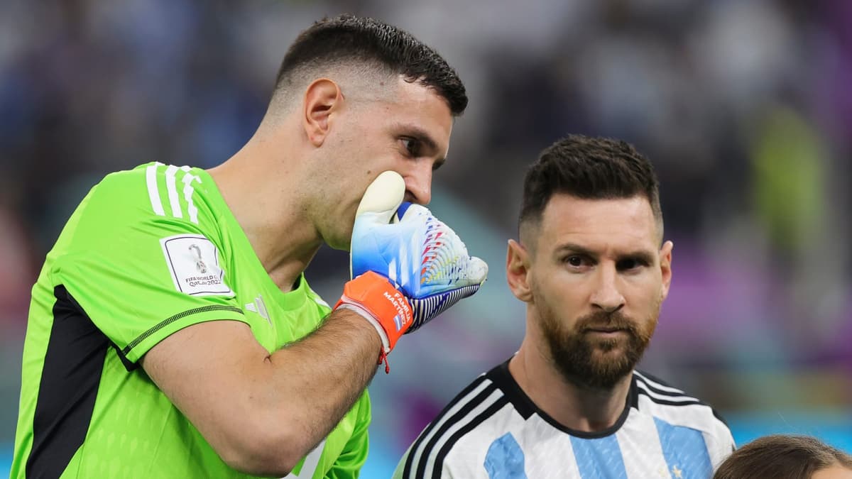 Lionel Messi, Emiliano Martinez